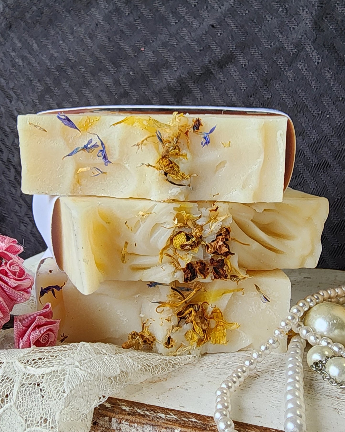 Pearls & Lace (Calendula & Chamomile)