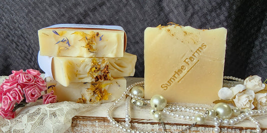 Pearls & Lace (Calendula & Chamomile)